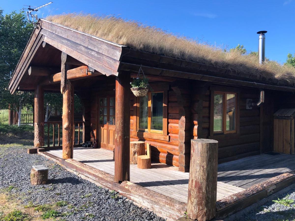 Log Home Village Улверстон Экстерьер фото