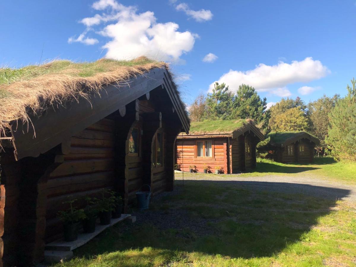 Log Home Village Улверстон Экстерьер фото
